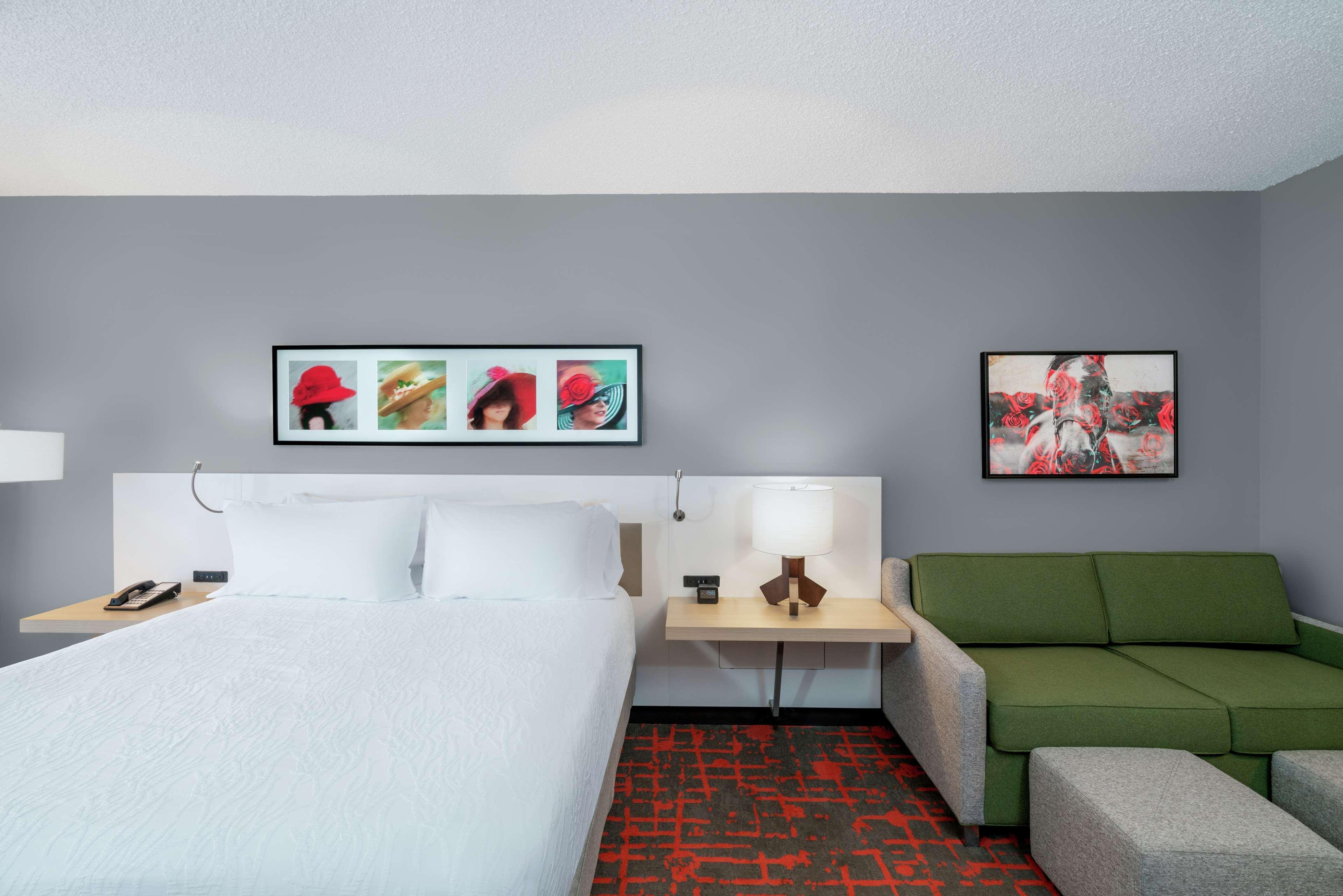 Hilton Garden Inn Louisville East Extérieur photo