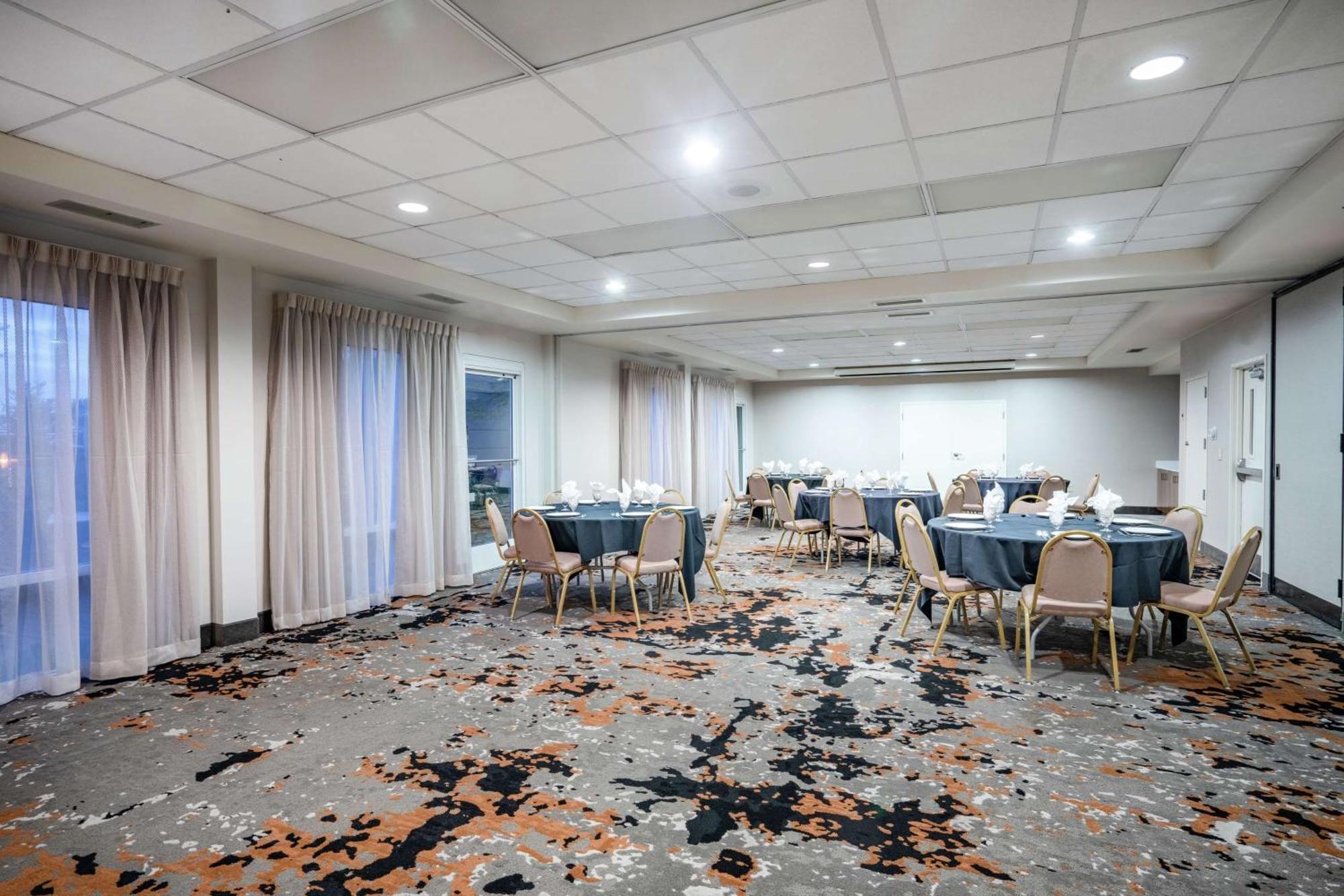 Hilton Garden Inn Louisville East Extérieur photo
