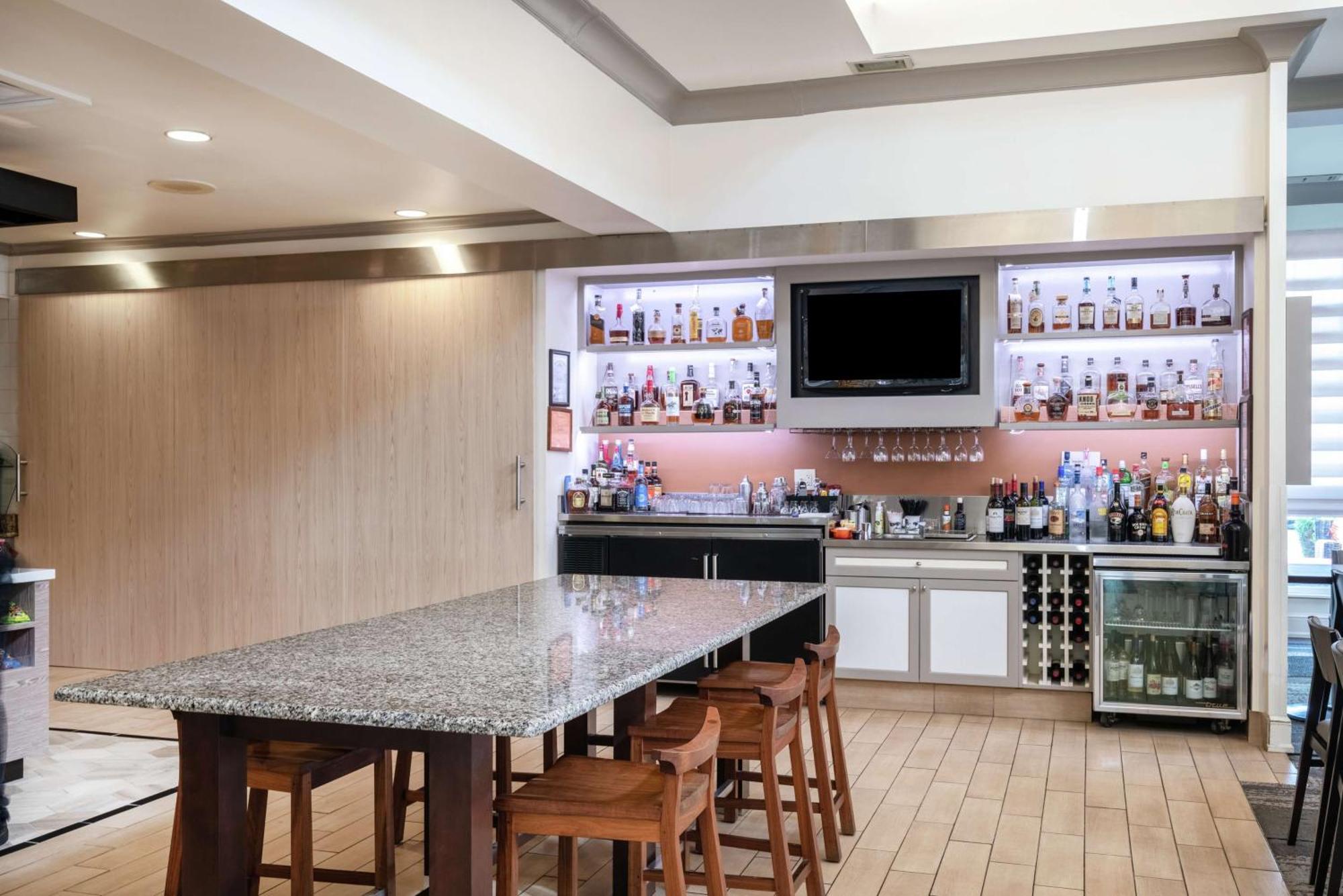 Hilton Garden Inn Louisville East Extérieur photo