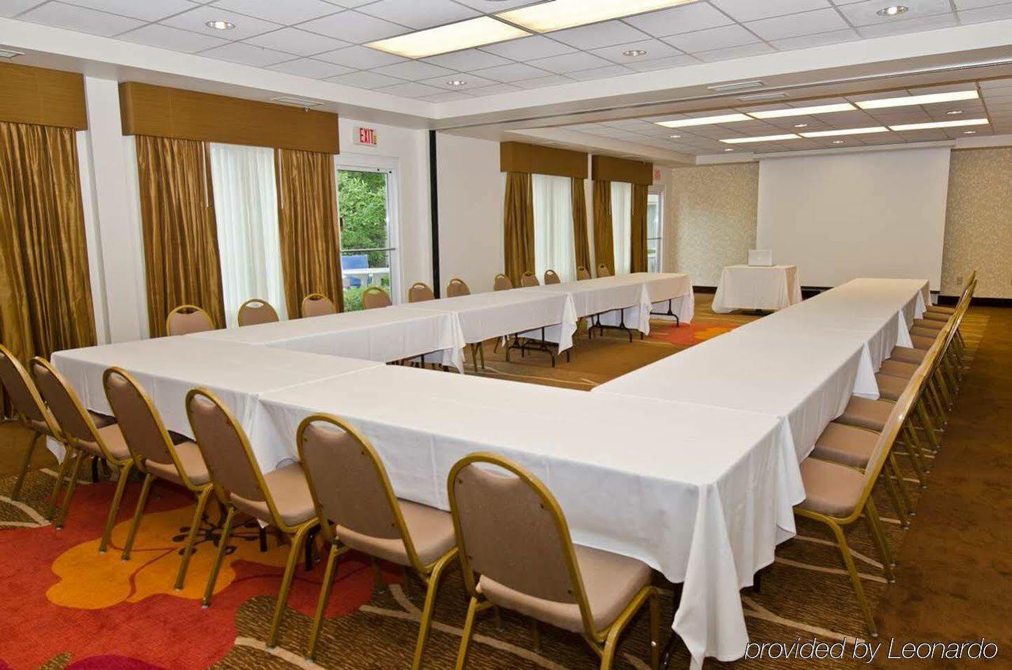 Hilton Garden Inn Louisville East Extérieur photo